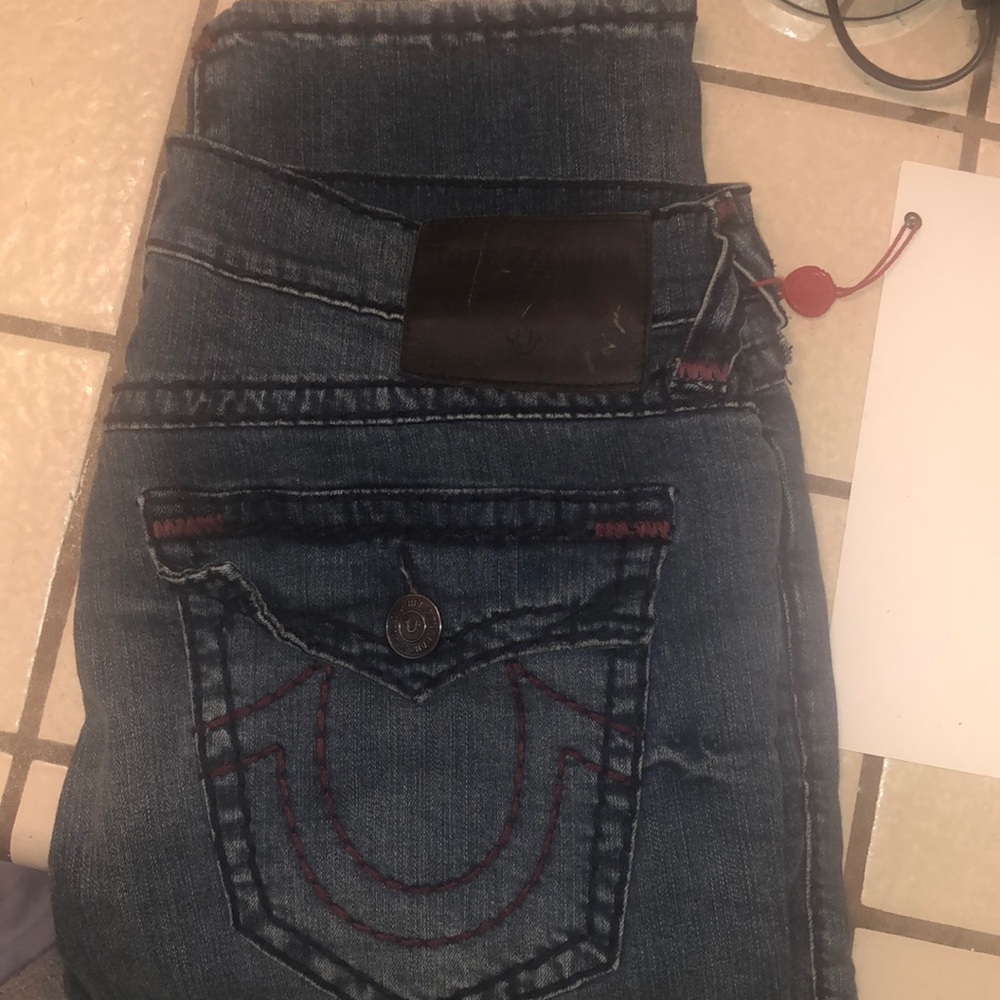 True Religion Size 36 Relax Slim with Red trim